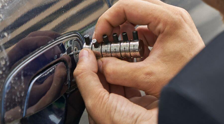 Professional residential roofers in Montague, CA